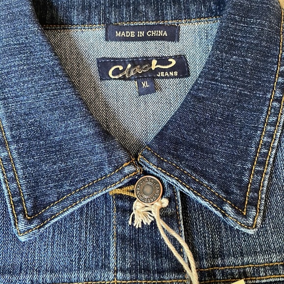 NWT Clash Jeans Cropped Jean Jacket. XL - Picture 7 of 9